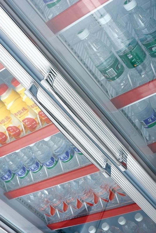 Upright 1600L Commercial Beverage Refrigerator Height 2130mm Multiscene